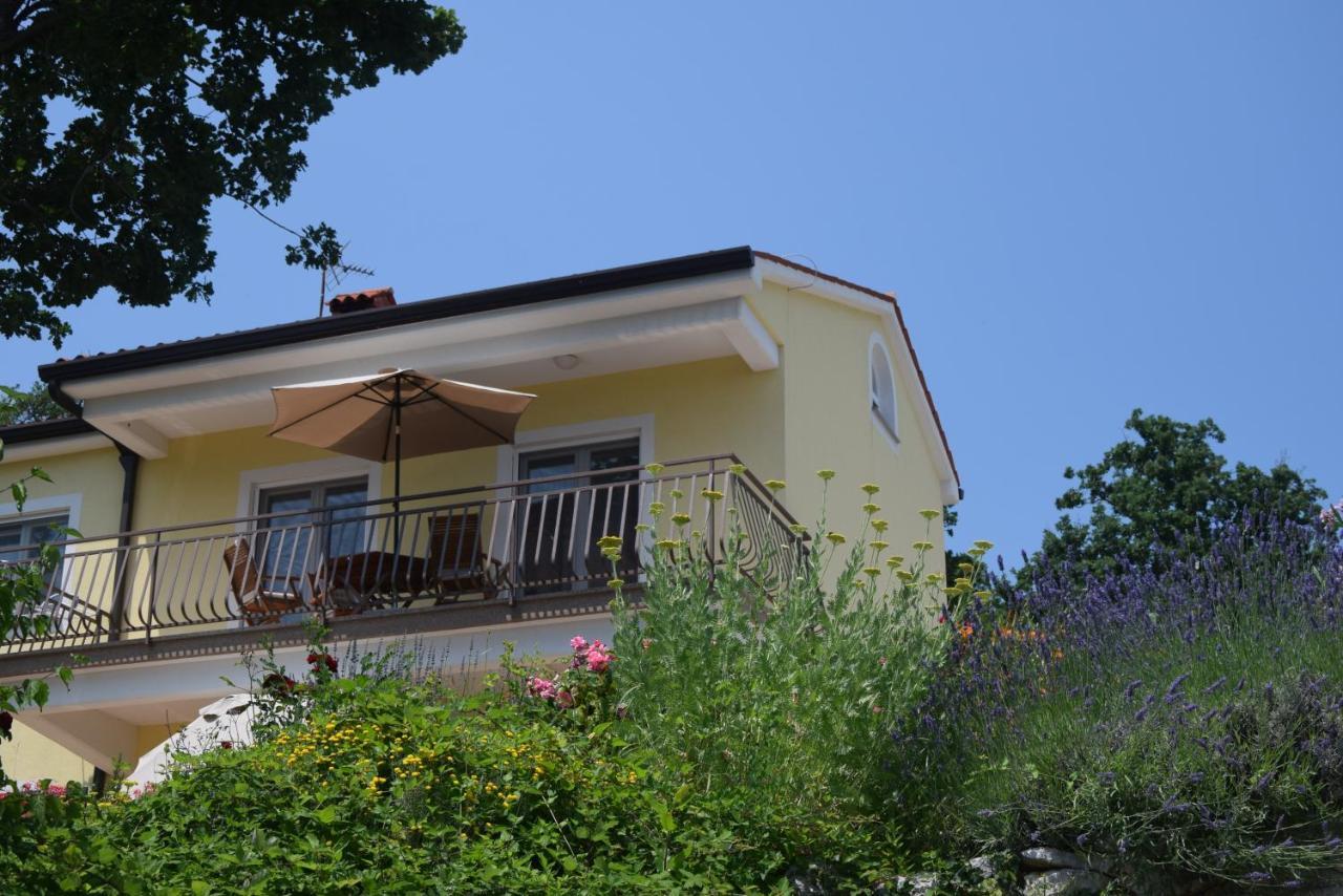 Apartments Sandra Brsec Exterior photo